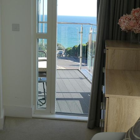 Seaview West Coast - Exceptional - 2 Bedrooms Sleeps 5 -Stunning Sea Views - 500 Metres To Beach Bournemouth Bagian luar foto